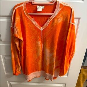 Tru Luxe Jeans sweater. Women’s. Size medium. 💯 Cotton. Gently used, great cond